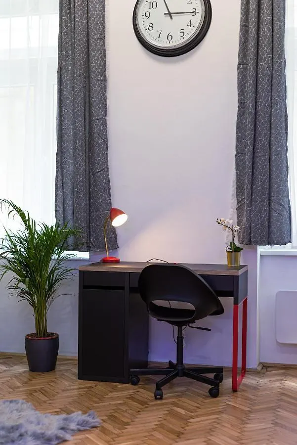 Bella Mia - Entire Apartment Near Liszt Ferenc Ter Budapest
