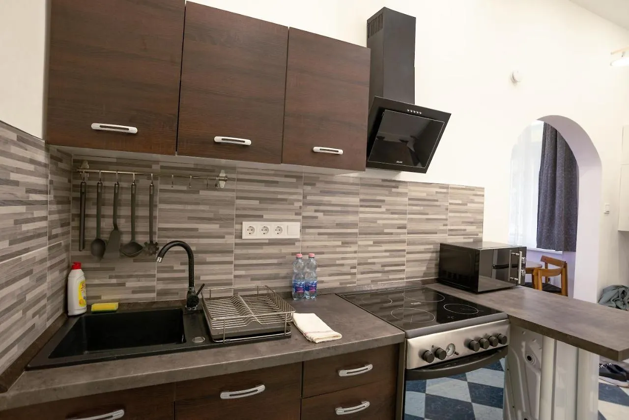 Bella Mia - Entire Apartment Near Liszt Ferenc Ter Budapest Ungheria